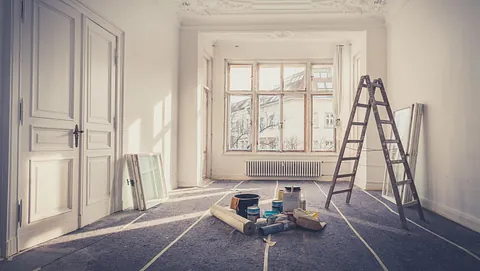 Oppussing av hvitt rom